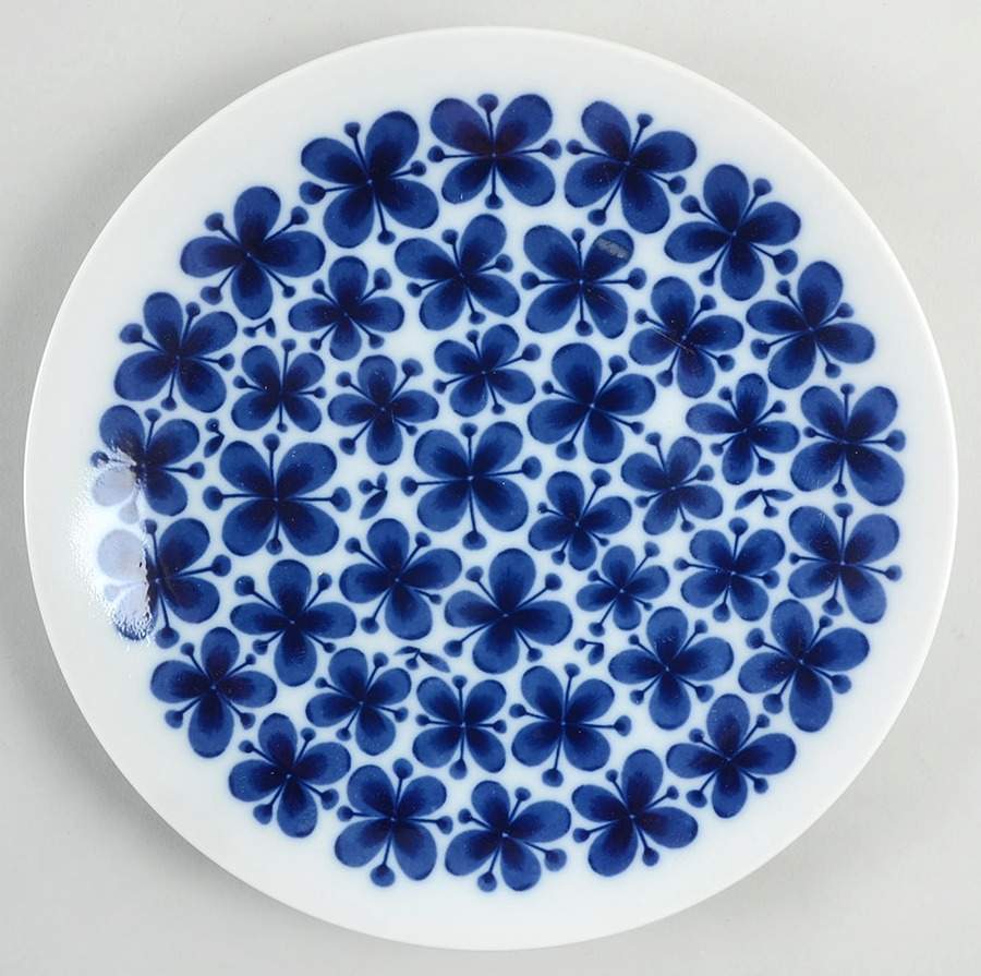 Mon Amie Dinner Plate by Rorstrand-1