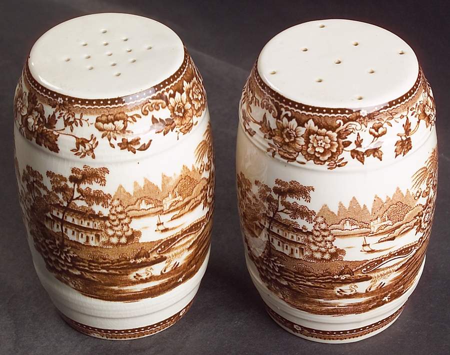 Tonquin Brown Barrel Shape Salt and Pepper Set by Royal Staffordshire-1