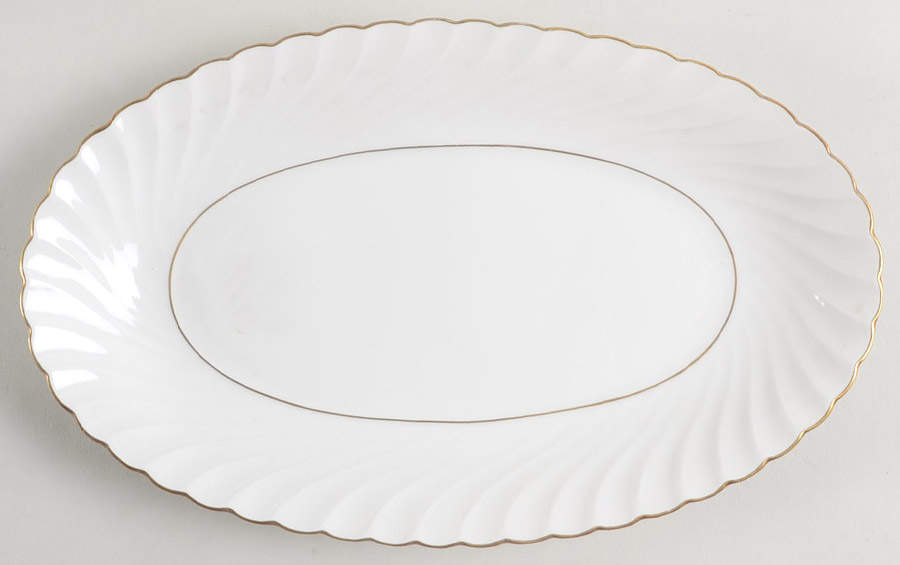 Annette (Gold Trim) Relish by Royal Tettau-1
