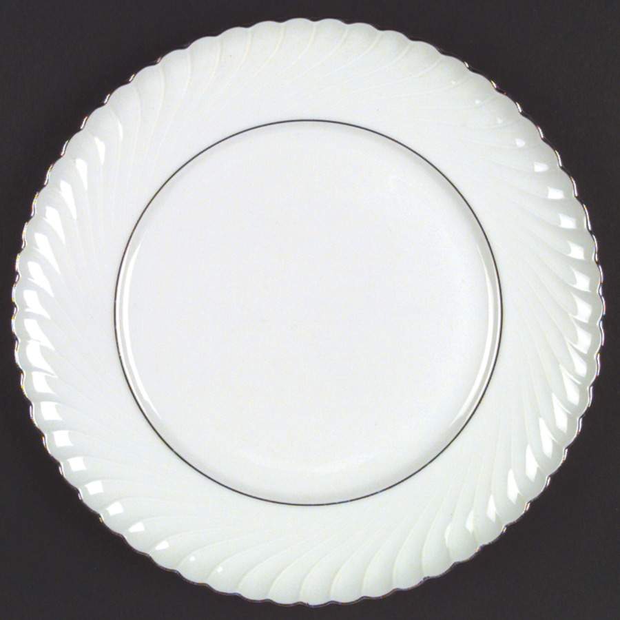 Annette (Platinum Trim) Dinner Plate by Royal Tettau-1