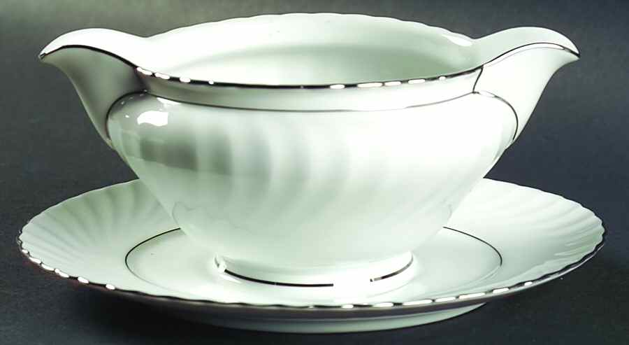 Annette (Platinum Trim) Gravy Boat with Attached Underplate by Royal Tettau-1