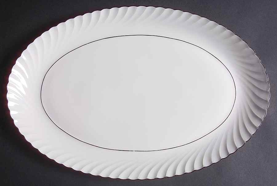Annette (Platinum Trim) 14" Oval Serving Platter by Royal Tettau-1