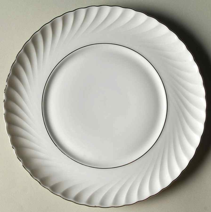 Annette (Platinum Trim) Salad Plate by Royal Tettau-1