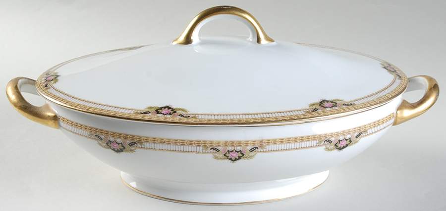 Belmont Oval Covered Vegetable by Royal Tettau-1