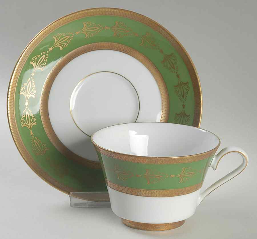 Buckingham Flat Cup & Saucer Set by Royal Tettau-1