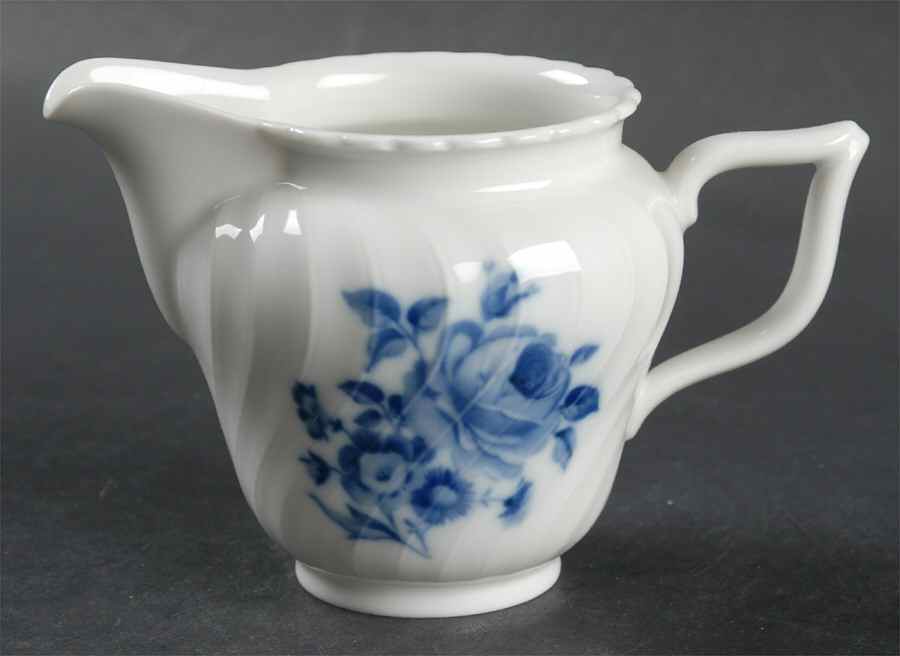 Copenhagen Rose Creamer by Royal Tettau-1