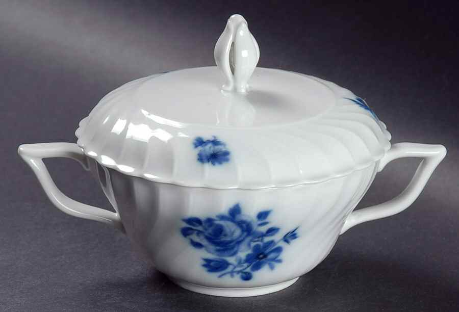 Copenhagen Rose Sugar Bowl & Lid by Royal Tettau-1