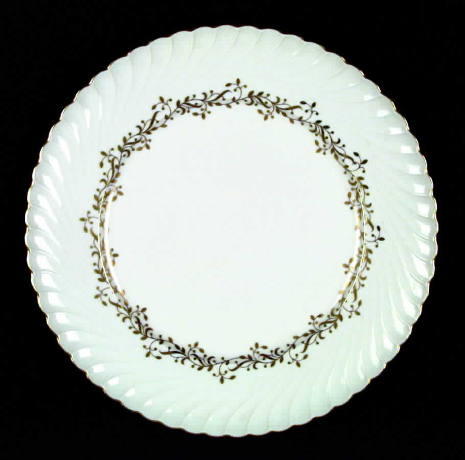 Crestmont Dinner Plate by Royal Tettau-1