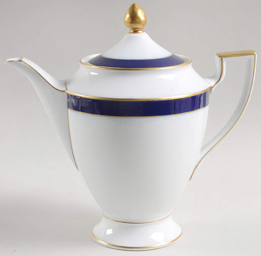 Grandeur Teapot & Lid by Royal Tettau-1