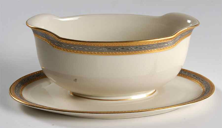 Kingsmere Gravy Boat with Attached Underplate by Royal Tettau-1