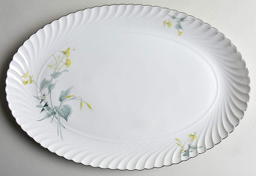 Laguna 15" Oval Serving Platter by Royal Tettau-1