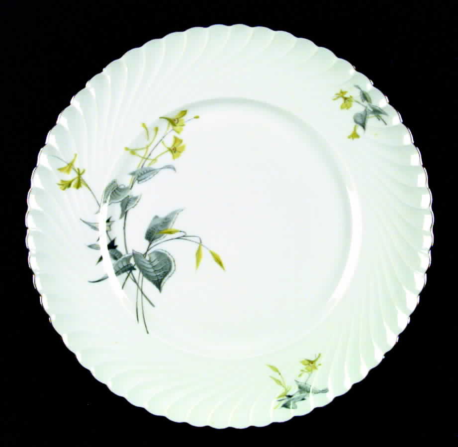 Laguna Dinner Plate by Royal Tettau-1