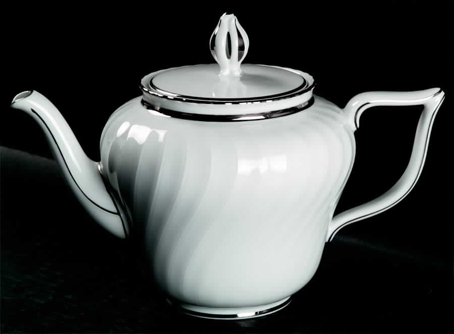 Platina Teapot & Lid by Royal Tettau-1