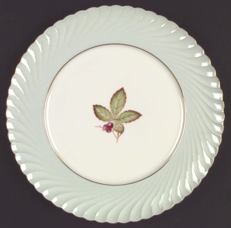 ROT16 Dinner Plate by Royal Tettau-1