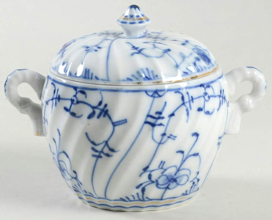 ROT34 Sugar Bowl & Lid by Royal Tettau-1
