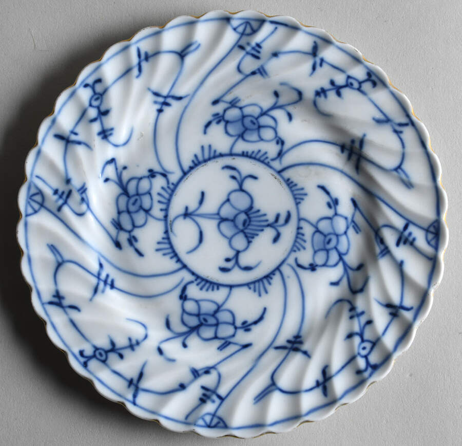 ROT34 Bread & Butter Plate by Royal Tettau-1
