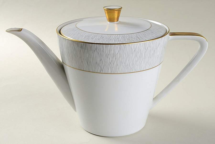 ROT98 Teapot & Lid by Royal Tettau-1