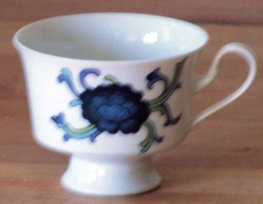 Trellis Footed Cup by Royal Tettau-1