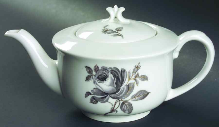 Black Rose Teapot & Lid by Royal York (Germany)-1