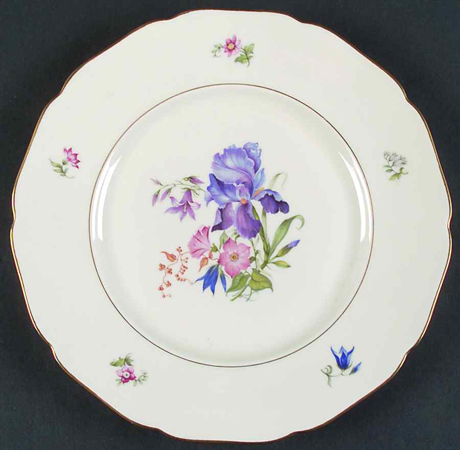 Bridal Bouquet Dinner Plate by Royal York (Germany)-1