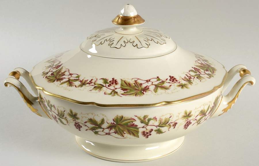 Falstaff Round Covered Vegetable by Royal York (Germany)-1