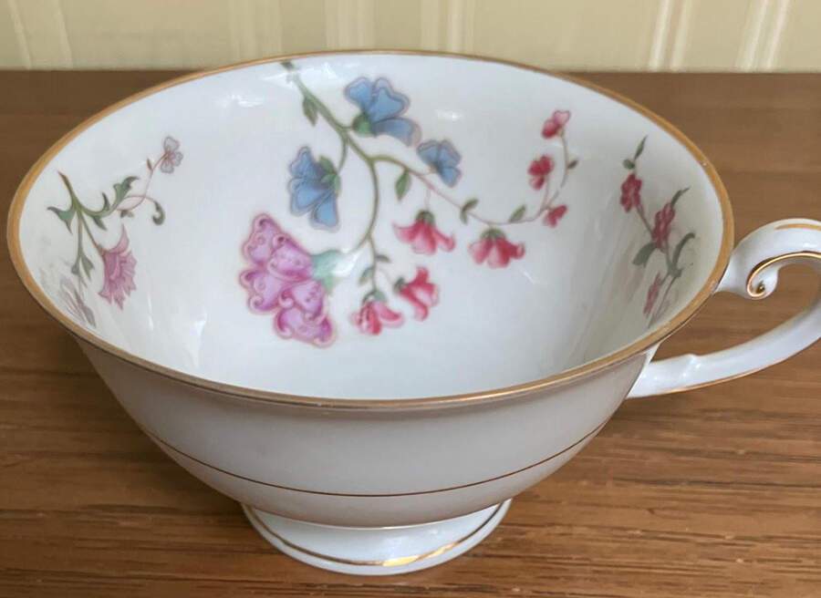Figaro Footed Cup by Royal York (Germany)-1