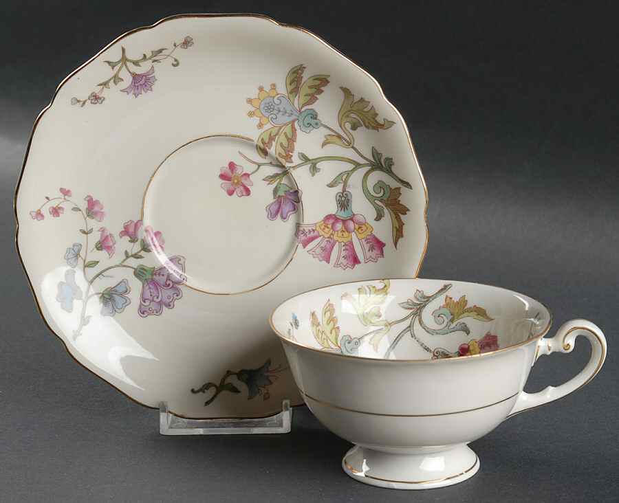 Figaro Footed Cup & Saucer Set by Royal York (Germany)-1