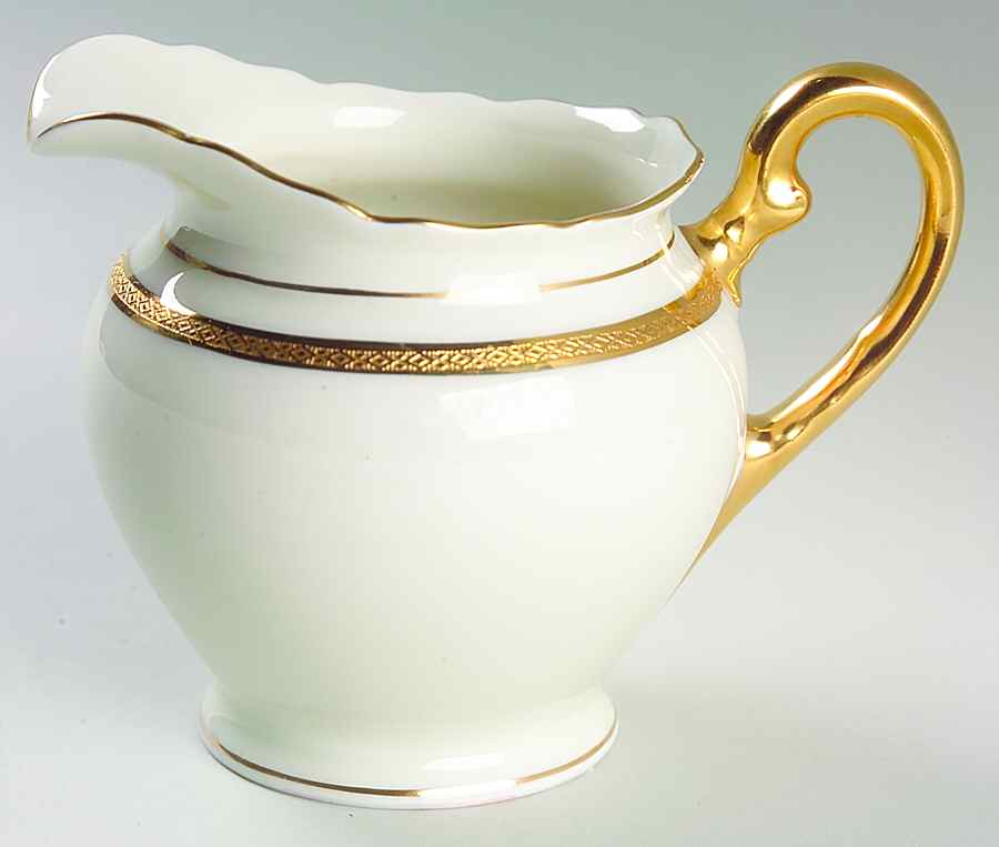 Lucretia Creamer by Royal York (Germany)-1