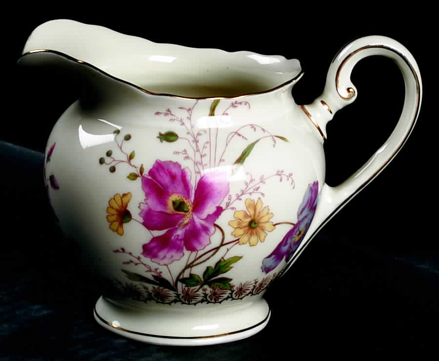 Poppy Creamer by Royal York (Germany)-1
