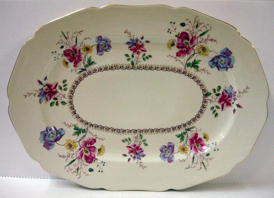 Poppy 16" Oval Serving Platter by Royal York (Germany)-1