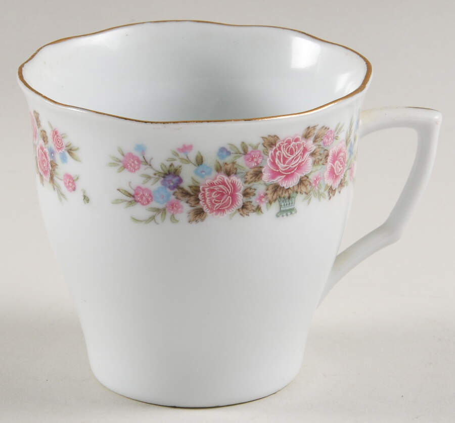 RSA1 (Scalloped) Flat Cup by Red Sea-1