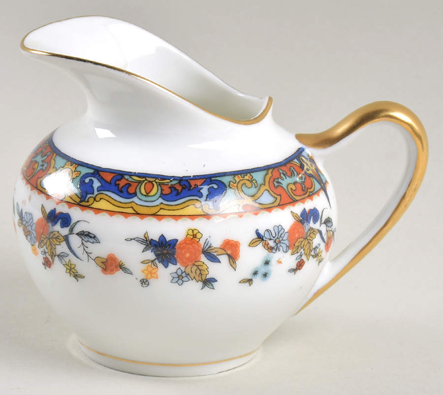 Cobwebs Creamer by Royal Schwarzburg-1