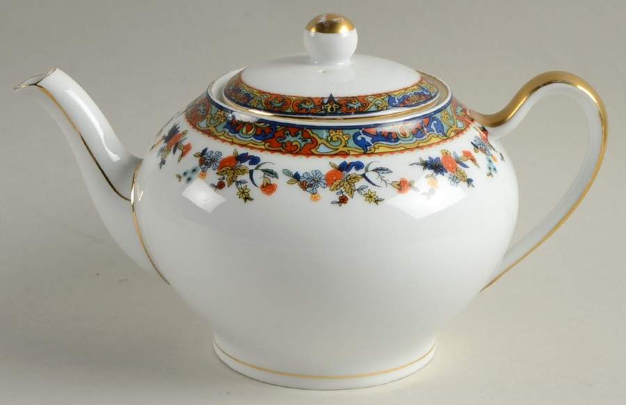 Cobwebs Teapot & Lid by Royal Schwarzburg-1