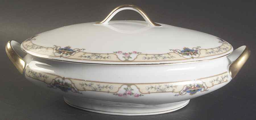 Martia Oval Covered Vegetable by Royal Schwarzburg-1