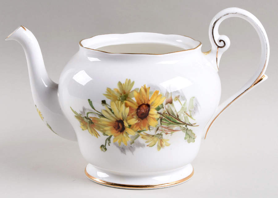 Brown Eyed Susan Teapot No Lid by Royal Standard-1