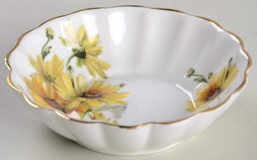 Brown Eyed Susan Nut Dish by Royal Standard-1