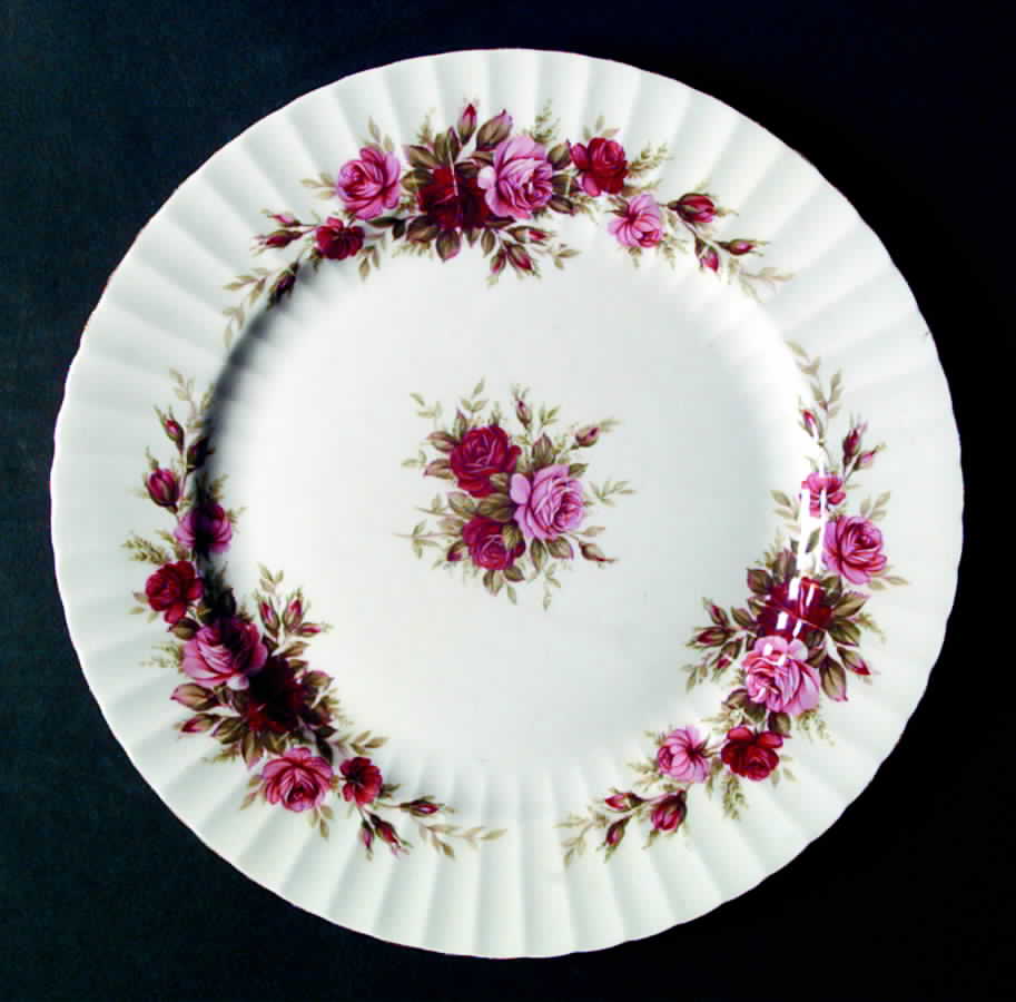 English Rose (Fluted) Dinner Plate by Royal Standard-1