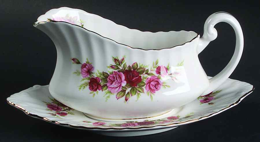 English Rose (Fluted) Gravy Boat & Underplate by Royal Standard-1