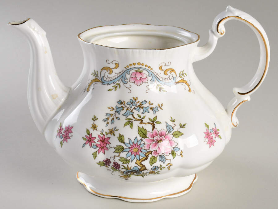 Mandarin Teapot No Lid by Royal Standard-1