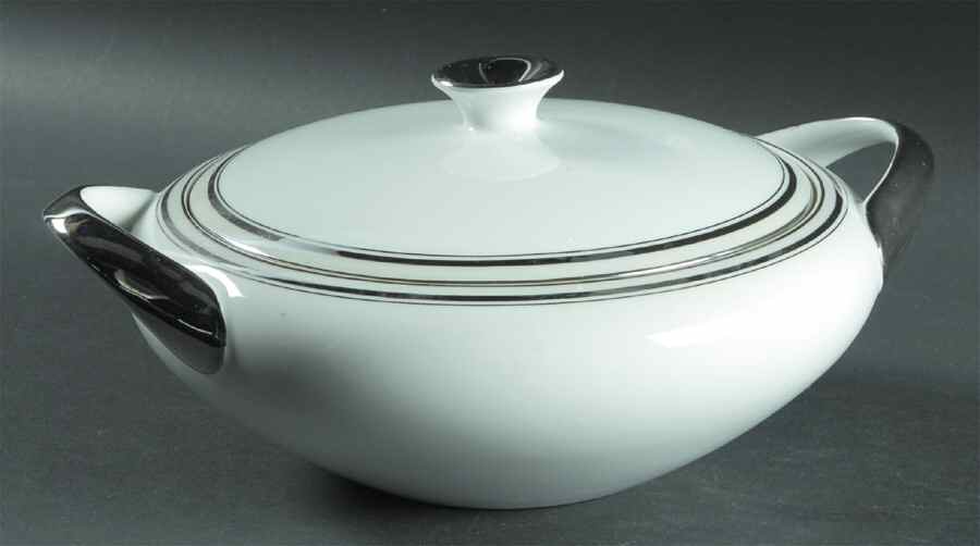 Baroness Round Covered Vegetable by Royal Song-1