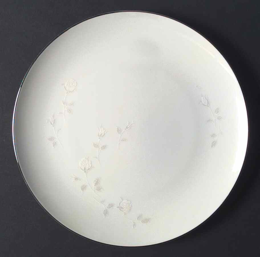Bridal Bouquet Dinner Plate by Royal Song-1