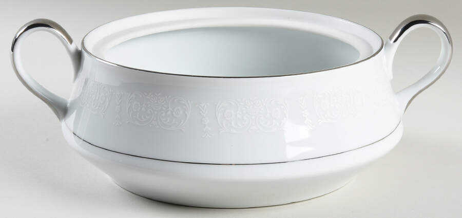 Bridal Lace Round Vegetable No Lid by Royal Song-1