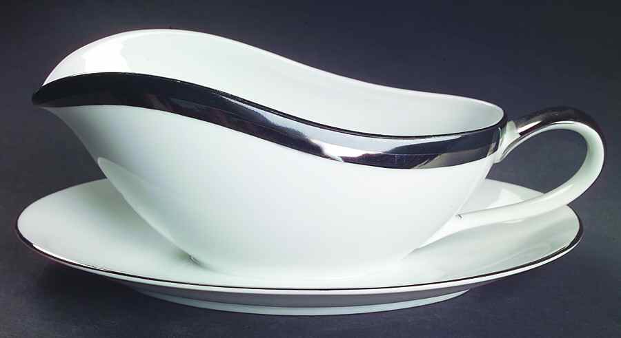 Empress Gravy Boat with Attached Underplate by Royal Song-1