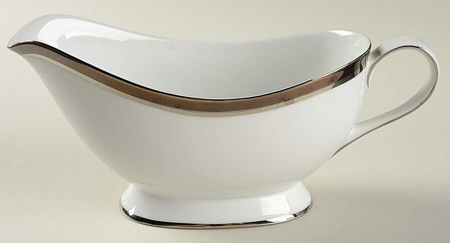 Empress Gravy Boat by Royal Song-1