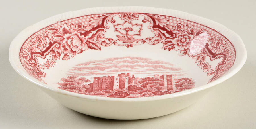 Historic Castles Pink Fruit/Dessert (Sauce) Bowl by Royal Swan-1