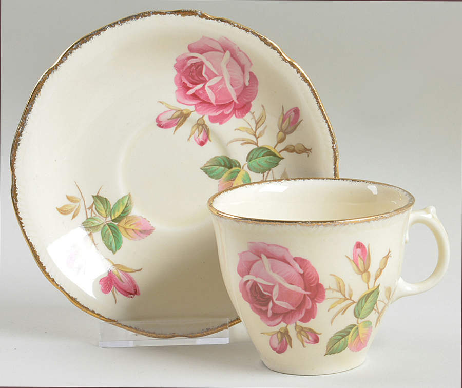 RSN1 Flat Cup & Saucer Set by Royal Swan-1