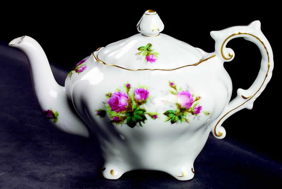 Antique Rose Teapot & Lid by Rossetti-1