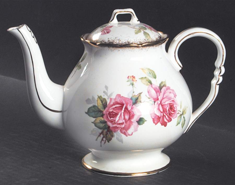 Berkeley Rose Teapot & Lid by Royal Stafford-1