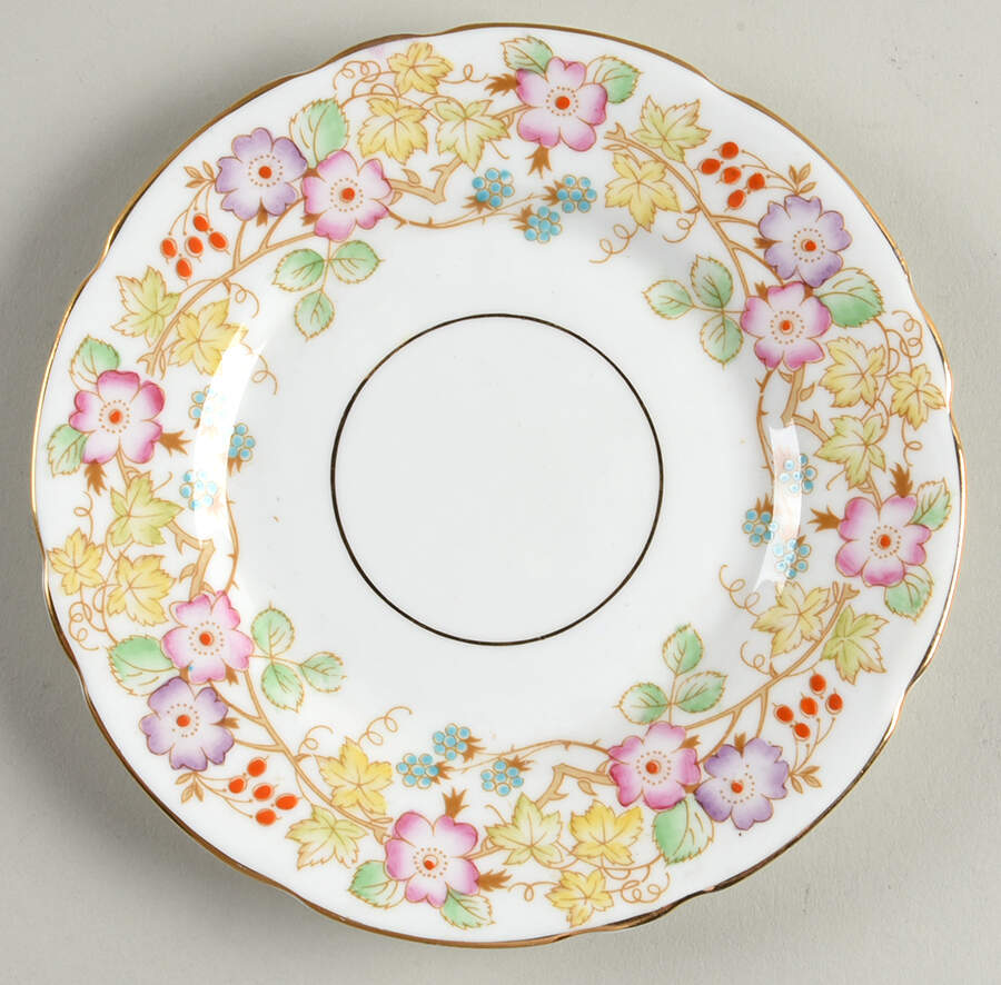 Hedgerow (Bone, Vine with Berries) Dessert/Pie Plate by Royal Stafford-1