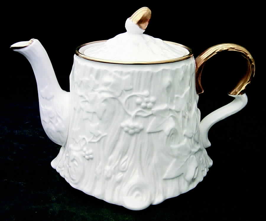 Old English Oak Gold Teapot & Lid by Royal Stafford-1